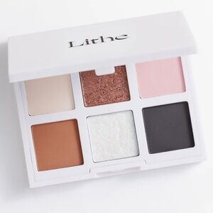 lithe beauty Astral Eyeshadow Palette